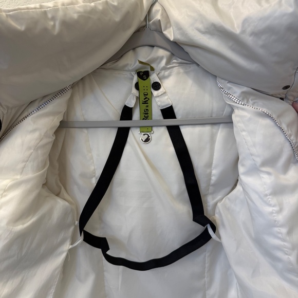 ✨ SOIA & KYO Pearl White Down Coat – Luxury & Warmth ✨ - Picture 3 of 4